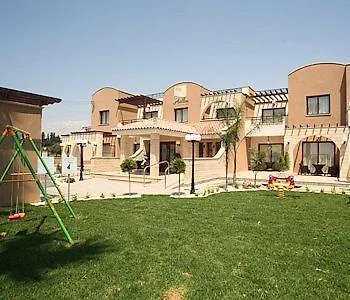 Апарт-готель Avillion Klorakas